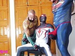 Superman and Aquaman fuck Spiderman