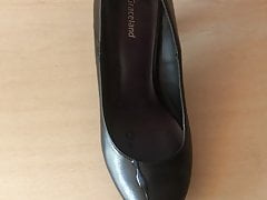 Cum Tribute sister leather heels