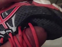 Fucking Sexy Well Worn Sneakers fm jackandcoke1947 p1