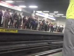 Str8 security guy bulge in metro