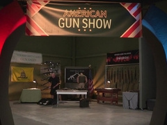 Jaxton gives Julian his big gun