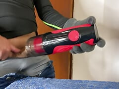 Asian Jerks off His Small Dick at Work and Ends up Cumming on His Boss's Desk - Uncensored