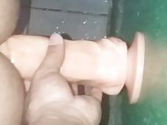 Arregacando meu cuzinho no consolo 24cm gay solo