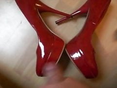Cum on red high heels