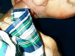 Sucking off another Grindr stranger