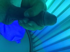 Sunday solarium handjob + cum