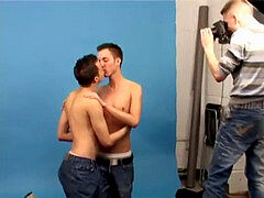 lads have bareback 3 way at picture shoot