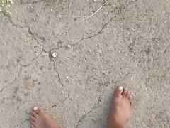 Apni bhabhi Ko Chod Ke land khana fadna karne ke liye Muth Marne