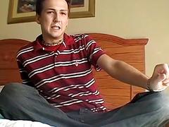 Stud fingers his ass and jerks off while smoking solo