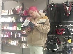 TWINK IS ALWAYS HUNGRY FOR RAW COCK