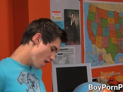 Twink Kalob Bridge sucks huge cock Skyelr Bleu before fucking