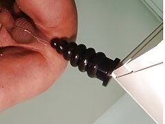 asshole enlargement big plug 7,5 cm