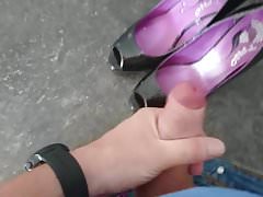 Cum in her black stinky PeepToes