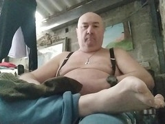 Fat dirty pig, pig dirty feet, bear dirty feet