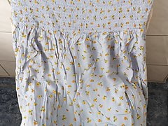 Flowerdress in Golden Shower