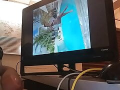 I masturbate seeing photos