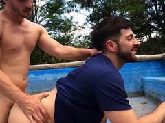 Poolboy empty pool anal with two good-looking brunette men