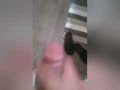 Rap Star TYGA masturbating