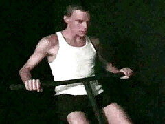 This guy can suck himself