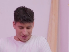 ⚒️ STAXUS :: Torrid employees have fun at construction