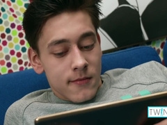 Long Thin Penis Logan Gives Himself A Masturbation To Shoot Cum