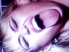CUM ON MILEY CYRUS
