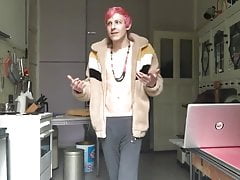 TWINK IS ALWAYS HUNGRY FOR RAW COCK