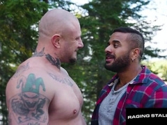 FURIOUS STALLION - Grizzly Hero Jericho Leans for Tattooed Punch's Monster Hard-on
