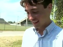 Nerd sucks cock at a public location