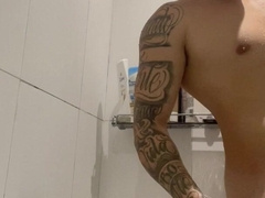 Paccoo Shaving and Shower