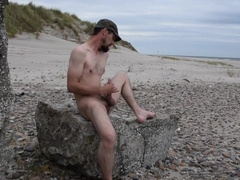 cum on the beach 5