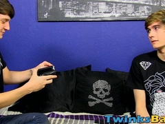 Little emo cums hard while getting his butt screwed